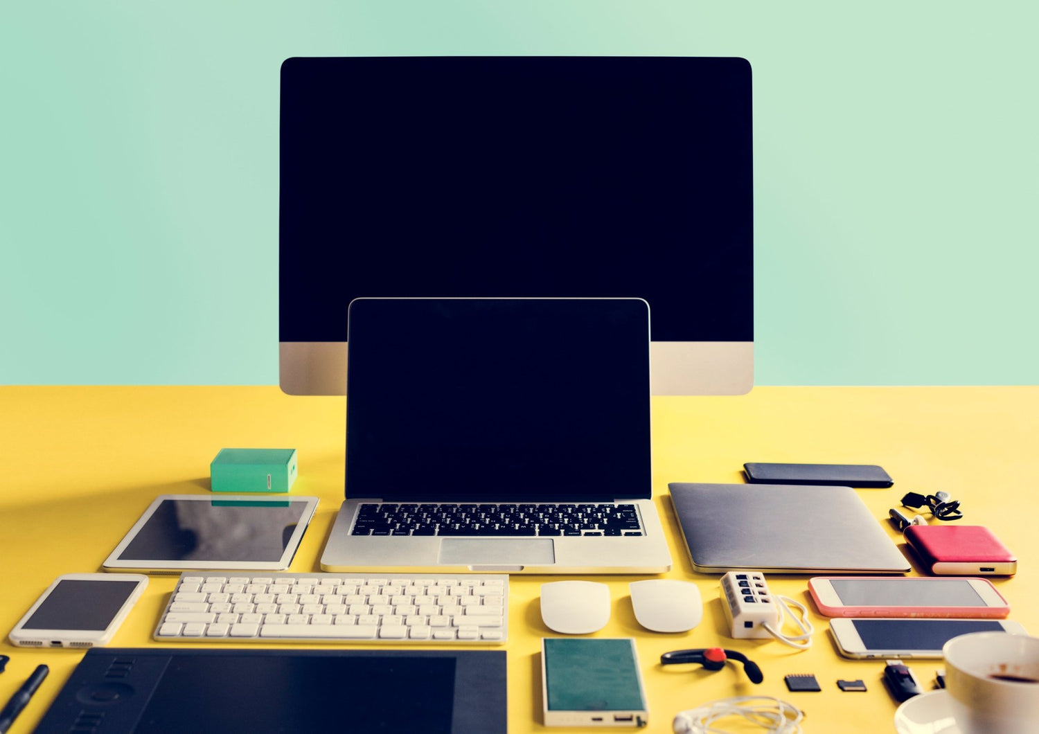 Laptops & Tablets - tribz